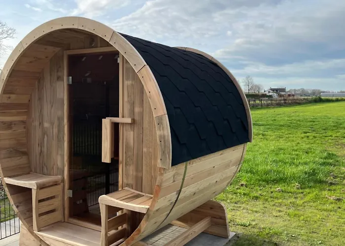 Bed & Breakfast De Landstreek 3*